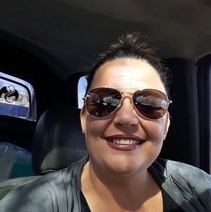 Meet your Posher, Harmony